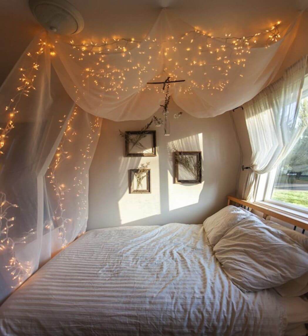 Design Your Romantic Bedroom (13)