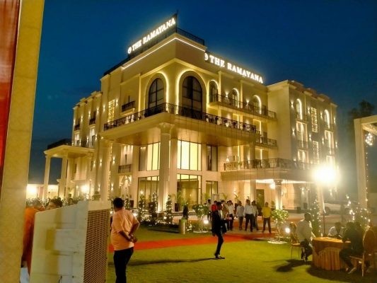 hotel ramayana ayodhya